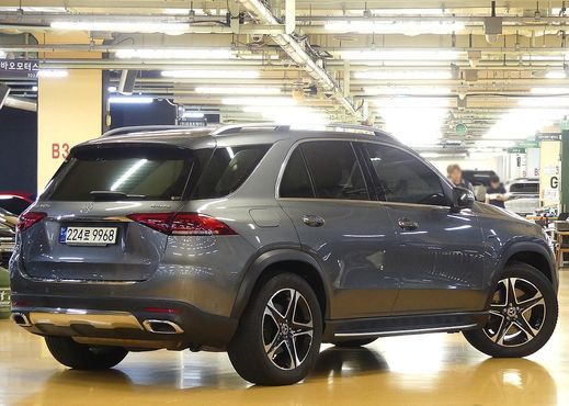 Mercedes-Benz GLE-Class GLE350e 4MATIC — пробег 23 000 км — фото 2 из 5