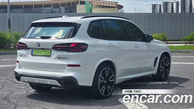 BMW X5 M60i — пробег 25 877 км — фото 2 из 5