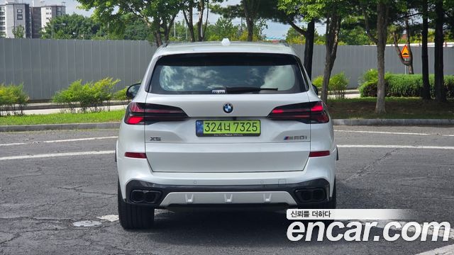 BMW X5 M60i — пробег 25 877 км — фото 4 из 5