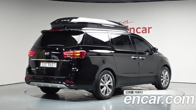 Kia Carnival из Кореи Encar