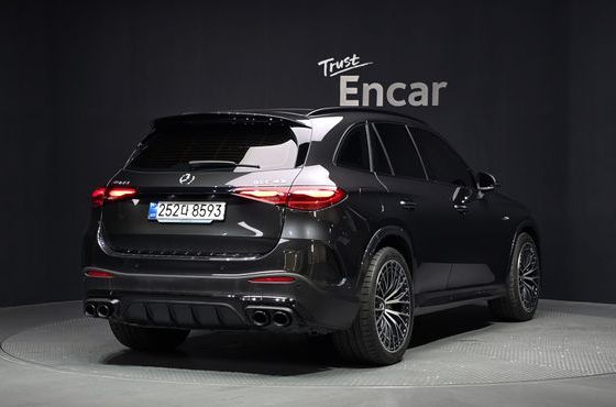 Mercedes-Benz GLC-Class AMG GLC43 4MATIC — пробег 16 615 км — фото 2 из 5