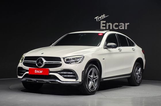 Mercedes-Benz GLC-Class GLC300e 4MATIC Coupe — пробег 105 202 км — фото 1 из 5