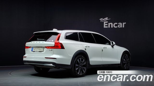 Volvo V60 из Кореи Encar