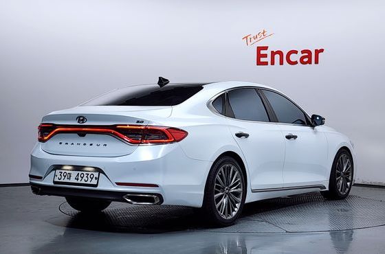 Hyundai Grandeur 3.0 Exclusive Special — пробег 106 218 км — фото 2 из 5