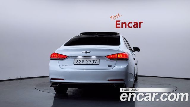 Hyundai Genesis из Кореи Encar