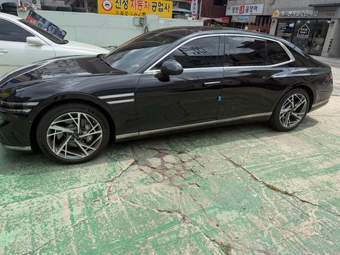 Genesis G90 Gasoline 3.5 Turbo AWD — пробег 18 000 км — фото 3 из 5