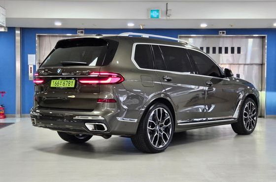 BMW X7 xDrive 40i M Sport 6STR — пробег 6 255 км — фото 2 из 5
