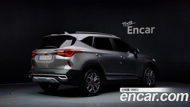 Kia Seltos из Кореи Encar