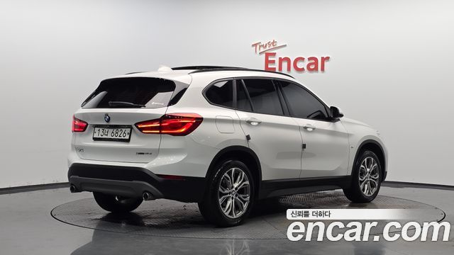 BMW X1 xDrive 18d Joy — пробег 73 678 км — фото 2 из 5