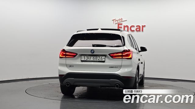 BMW X1 xDrive 18d Joy — пробег 73 678 км — фото 4 из 5