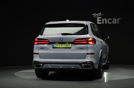 BMW X5 xDrive 40i M Sport — пробег 4 130 км — фото 4 из 5