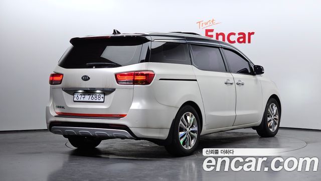 Kia Carnival из Кореи Encar