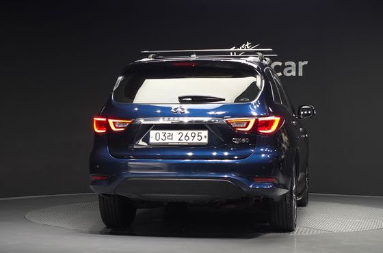 Infiniti QX60 3.5 AWD — пробег 67 845 км — фото 4 из 5