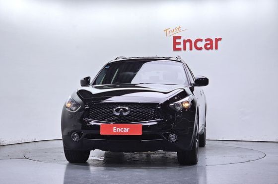 Infiniti QX70 3.7 AWD — пробег 117 816 км — фото 3 из 5
