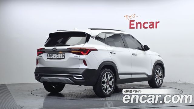 Kia Seltos из Кореи Encar