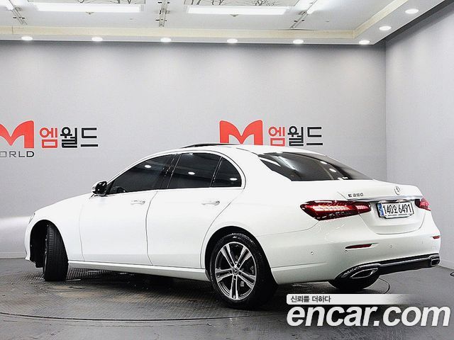 Mercedes-Benz E-Class из Кореи Encar