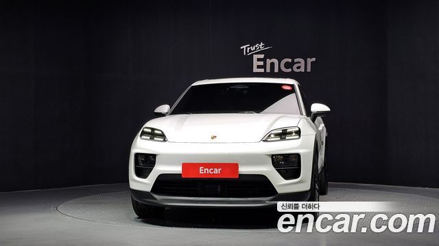 Porsche Macan Base 4 — пробег 14 306 км — фото 3 из 5