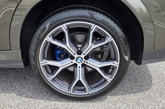 BMW X6 xDrive40i M Sport — пробег 42 508 км — фото 5 из 5
