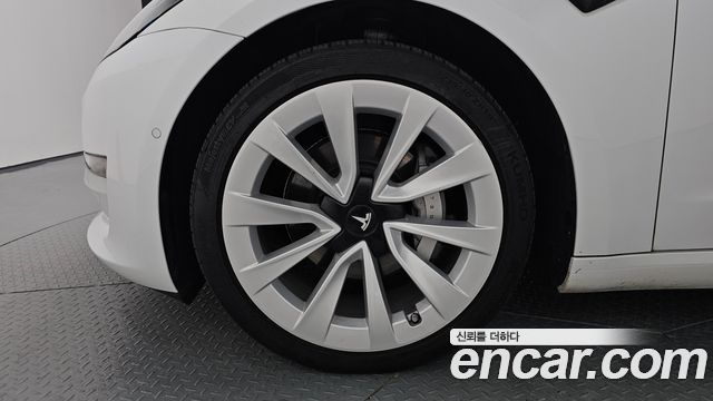 Tesla Model 3 Long Range AWD — пробег 79 676 км — фото 5 из 5