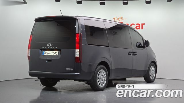 Hyundai Staria из Кореи Encar