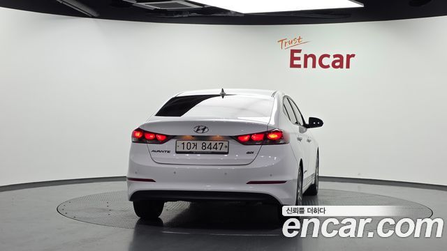 Hyundai AVANTE из Кореи Encar