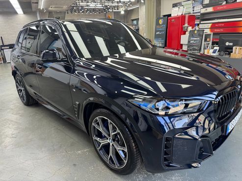 BMW X5 xDrive 40i M Sport — пробег 3 541 км — фото 2 из 5