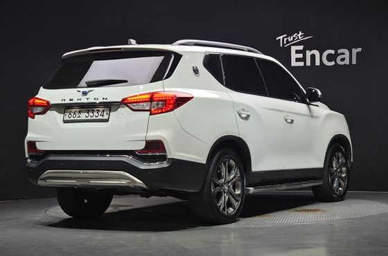 Ssangyong Rexton Diesel 2.2 4WD Eurasia Edition — пробег 266 804 км — фото 2 из 5