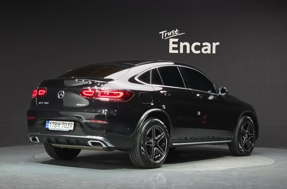 Mercedes-Benz GLC-Class GCL300 4MATIC Coupe — пробег 13 735 км — фото 2 из 5
