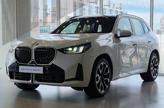 BMW X3 xDrive 30 M Sport Pro — пробег 12 км — фото 1 из 5