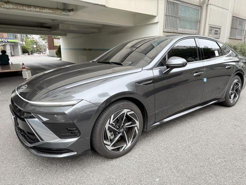 Hyundai Sonata 2.0 LPG Premium — пробег 3 000 км — фото 2 из 5