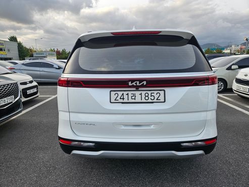 Kia Carnival 9-Seater Prestige — пробег 104 663 км — фото 4 из 5