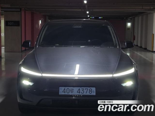 Tesla Model Y RWD — пробег 7 000 км — фото 2 из 5