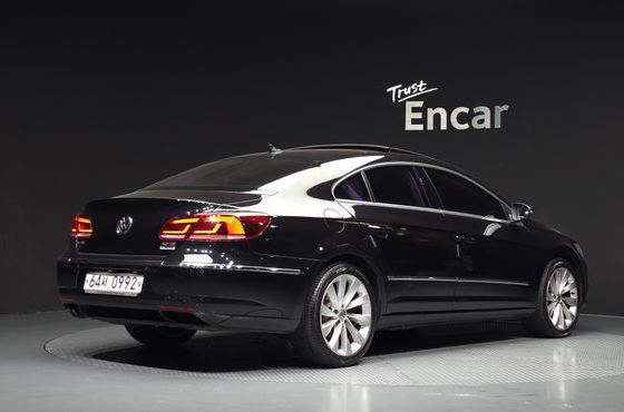 Volkswagen CC 2.0 TDI BlueMotion — пробег 267 758 км — фото 2 из 5