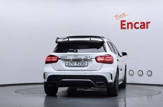 Mercedes-Benz GLA-Class GLA45 AMG 4MATIC — пробег 80 177 км — фото 4 из 5