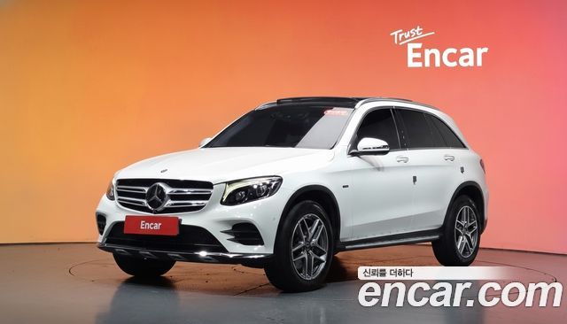 Mercedes-Benz GLC-Class GLC350e 4MATIC AMG Line — пробег 52 291 км — фото 1 из 5