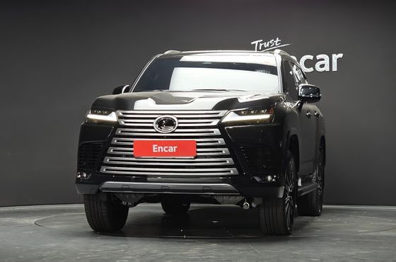 Lexus LX 700h Luxury — пробег 11 км — фото 3 из 5