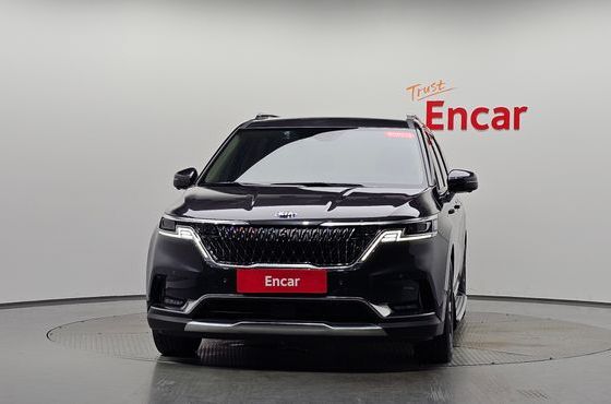 Kia Carnival 9-Seater Signature — пробег 86 271 км — фото 3 из 5