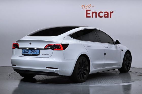 Tesla Model 3 Long Range AWD — пробег 114 301 км — фото 2 из 5
