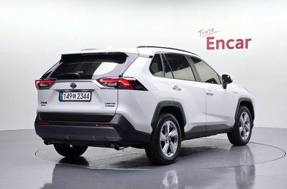Toyota RAV4 2.5 4WD Hybrid — пробег 22 013 км — фото 2 из 5