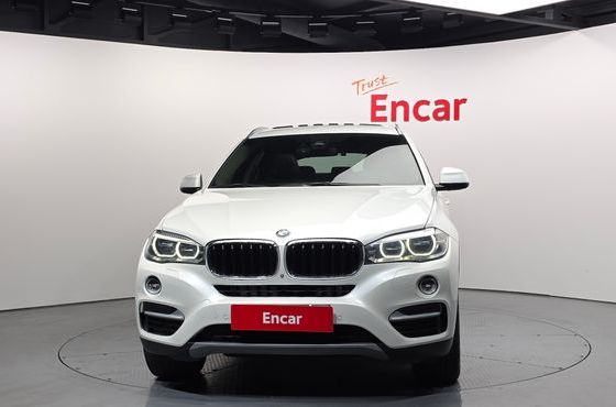 BMW X6 xDrive 30d — пробег 76 120 км — фото 3 из 5