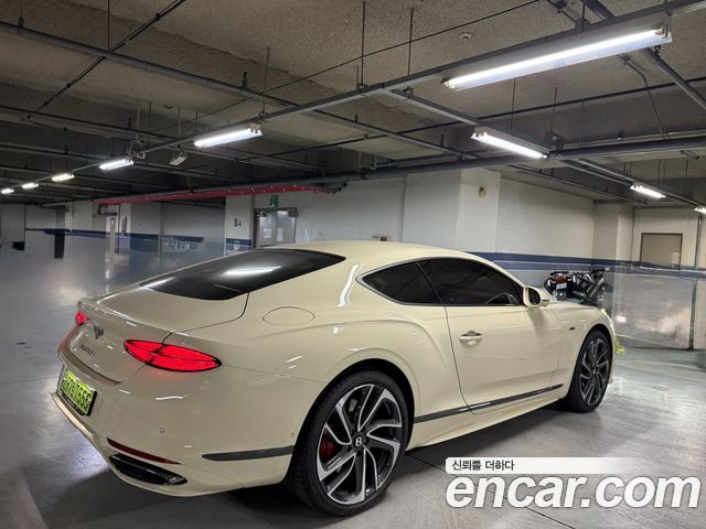 Bentley Continental 4.0 GT Speed — пробег 4 800 км — фото 4 из 5