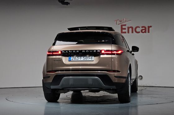 Land Rover Range Rover Evoque P250 S — пробег 4 983 км — фото 4 из 5