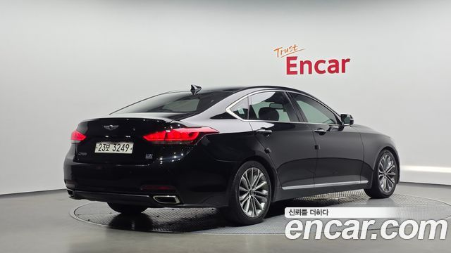Hyundai Genesis из Кореи Encar