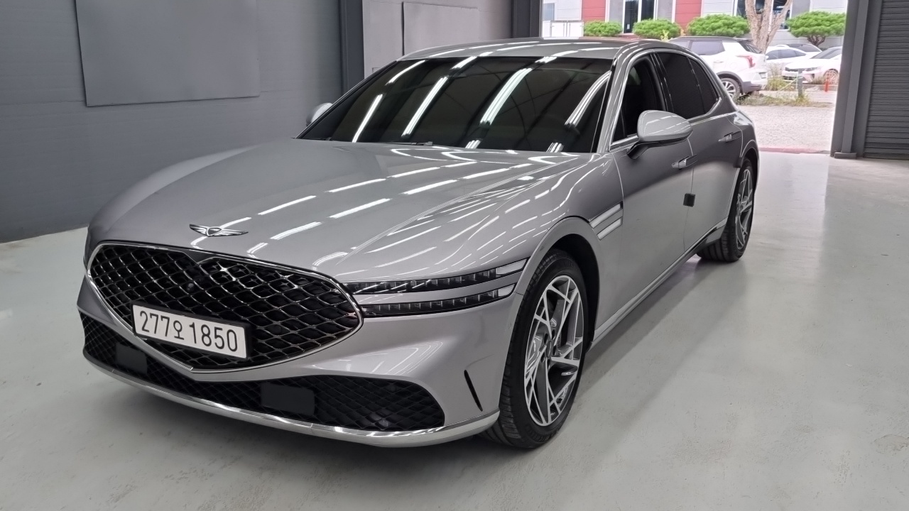 Genesis G90 из Кореи Encar