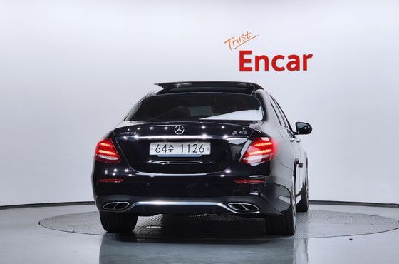 Mercedes-Benz E-Class E43 AMG 4MATIC — пробег 85 589 км — фото 4 из 5