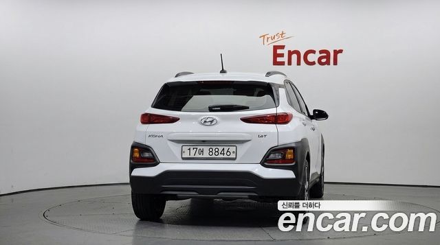 Hyundai Kona из Кореи Encar