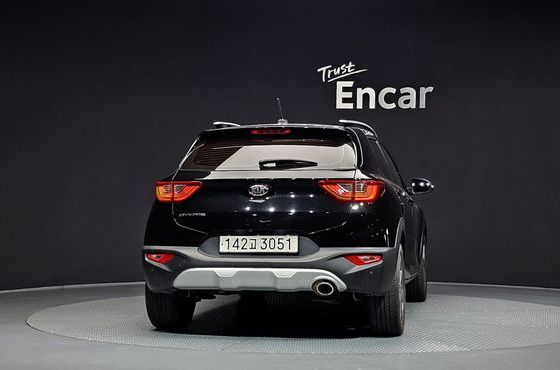 Kia Stonic Diesel 1.6 Prestige — пробег 123 506 км — фото 4 из 5
