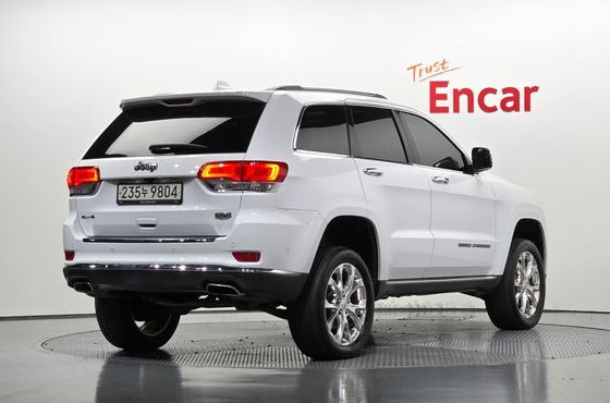 Jeep Cherokee 3.6 Summit WK2 — пробег 140 648 км — фото 2 из 5