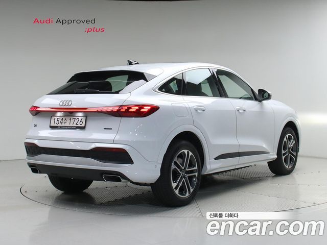 Audi Q5 40 TFSI Quattro Sportback Advanced — пробег 1 571 км — фото 2 из 5