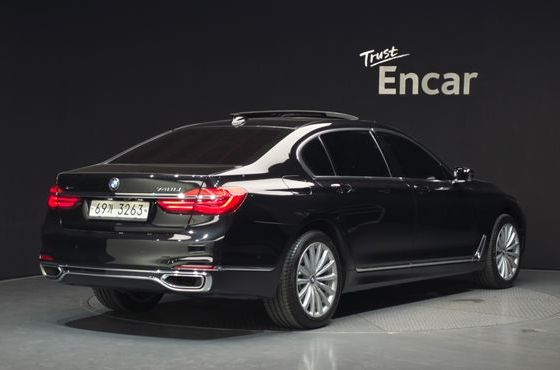 BMW 7-Series 740Li xDrive — пробег 124 186 км — фото 2 из 5